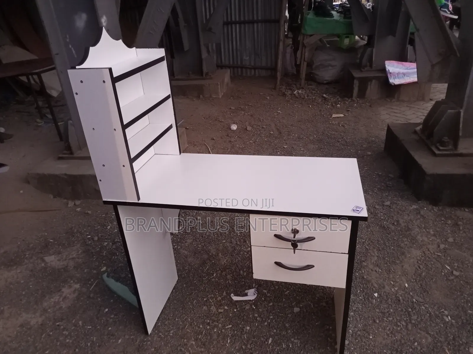 Nails Manicure Table