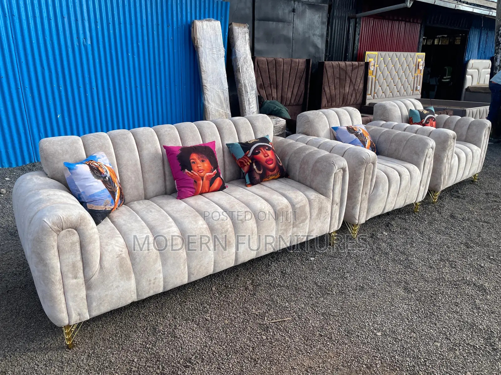 Cream Beautiful 5 Seater Sofa