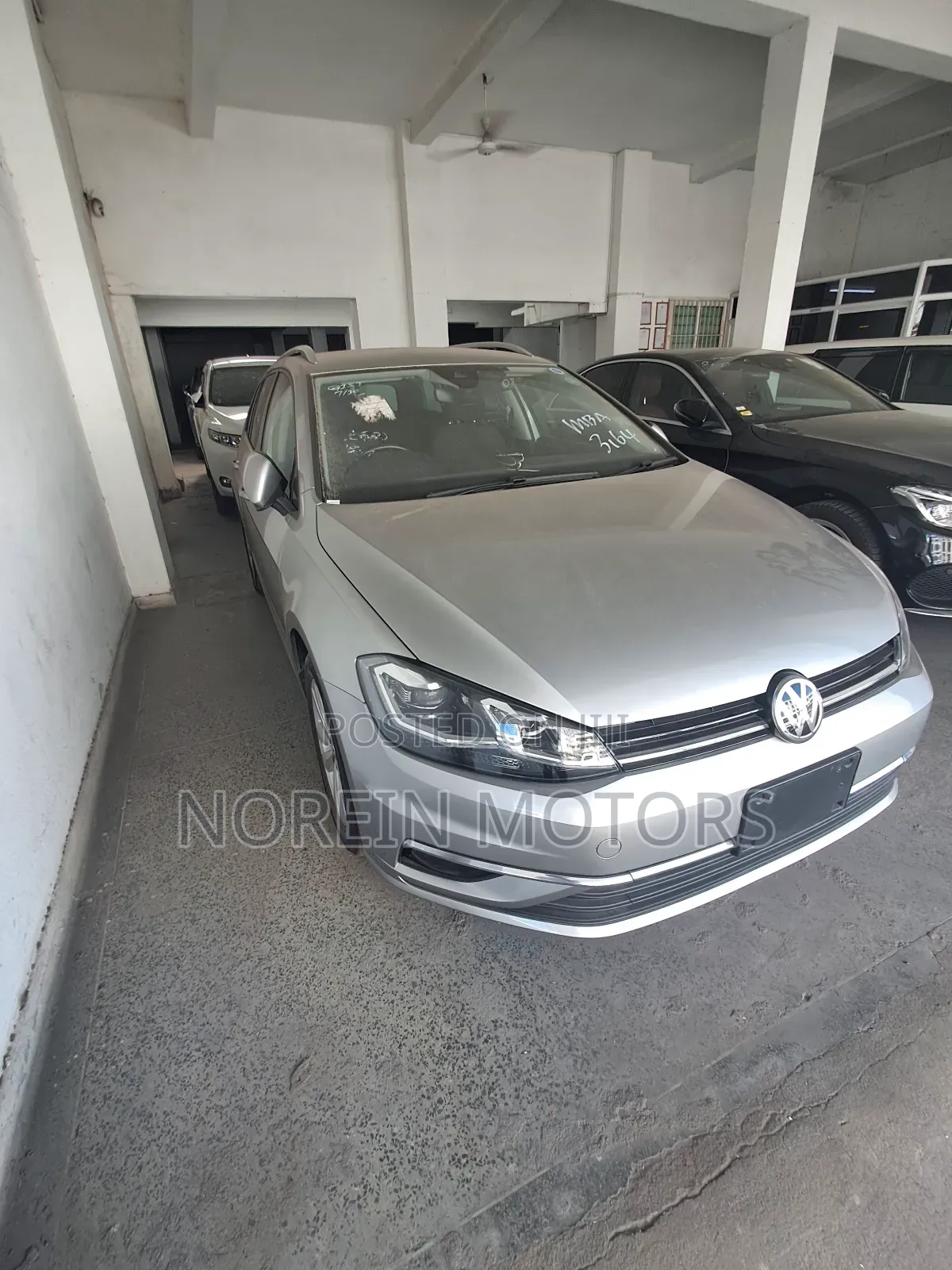 Volkswagen Golf TSI S 4-Door FWD 2017 Silver