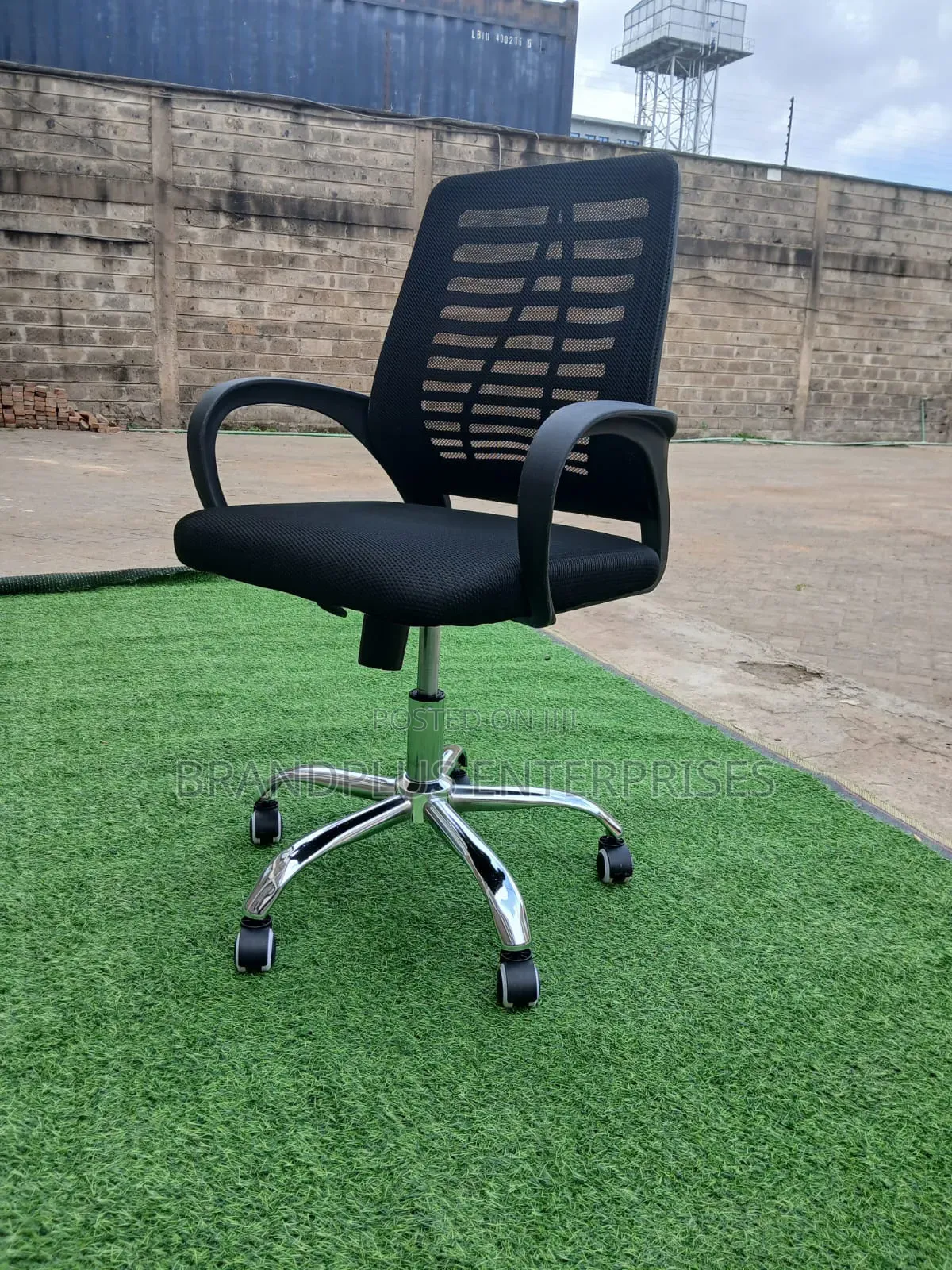 Black Mesh Seat