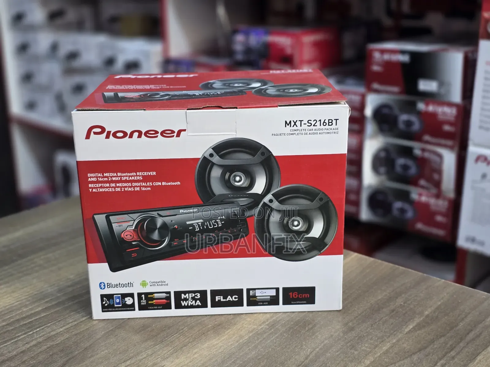 Pioneer 216BT Digital Media Receiver With Free Speakers