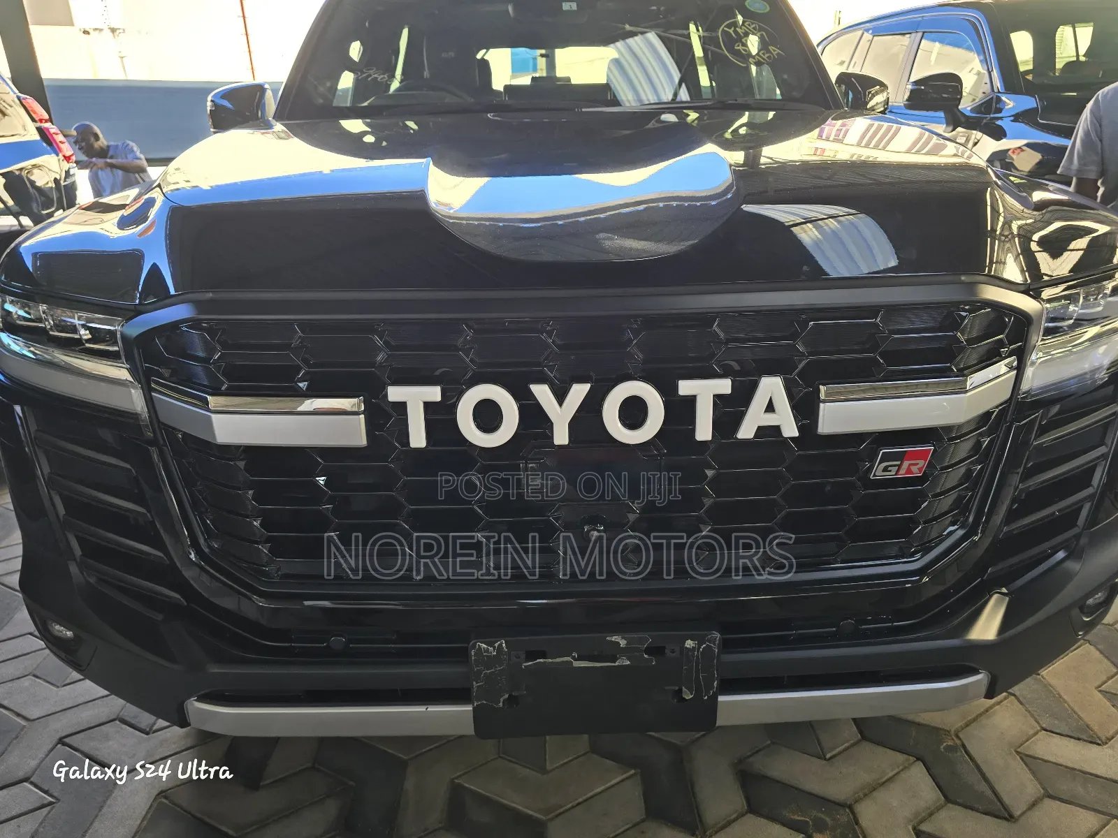 Toyota Land Cruiser 2024