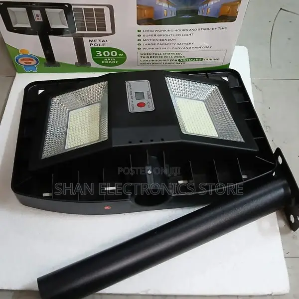 High Lumen Solar Powered Waterproof 300w Solar Street Light