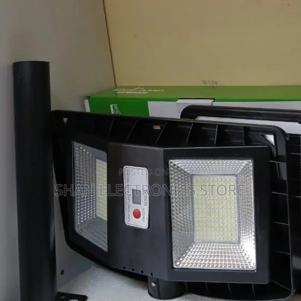 300w Solar Streetlights Outdoor Wall-Mounted Pole-Mounted