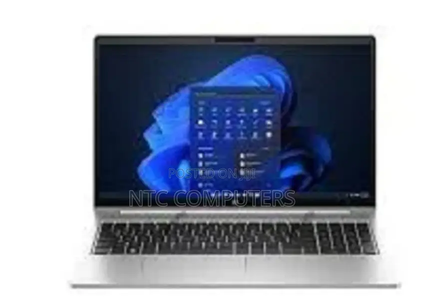 New Laptop HP 250 G10 8GB Intel Core I7 SSD 512GB