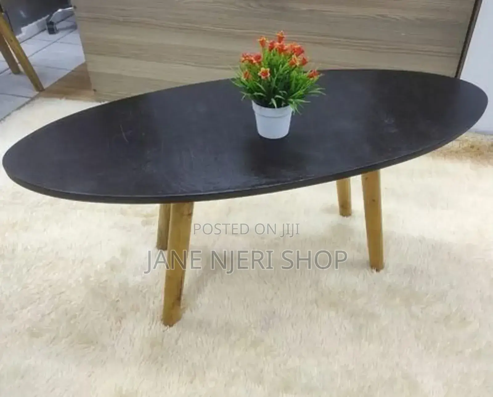 Shee Oval Table