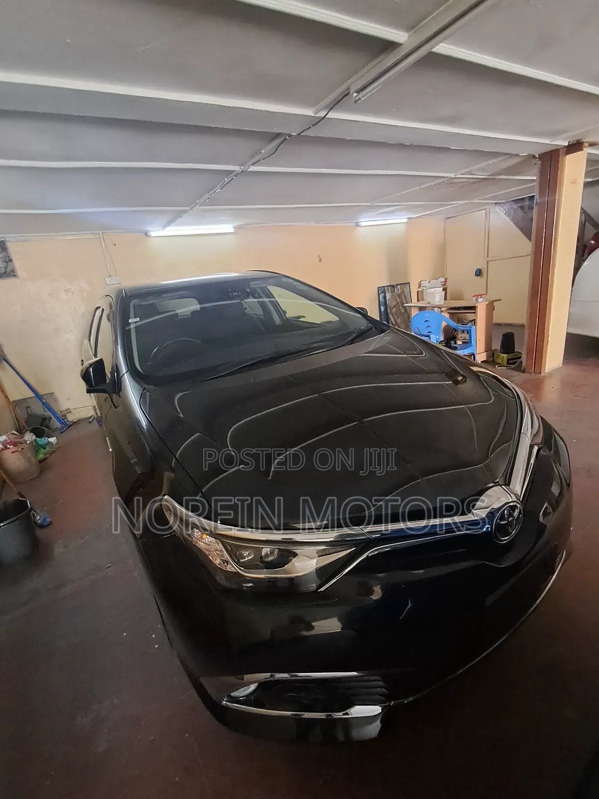 Toyota Auris 2017 Black