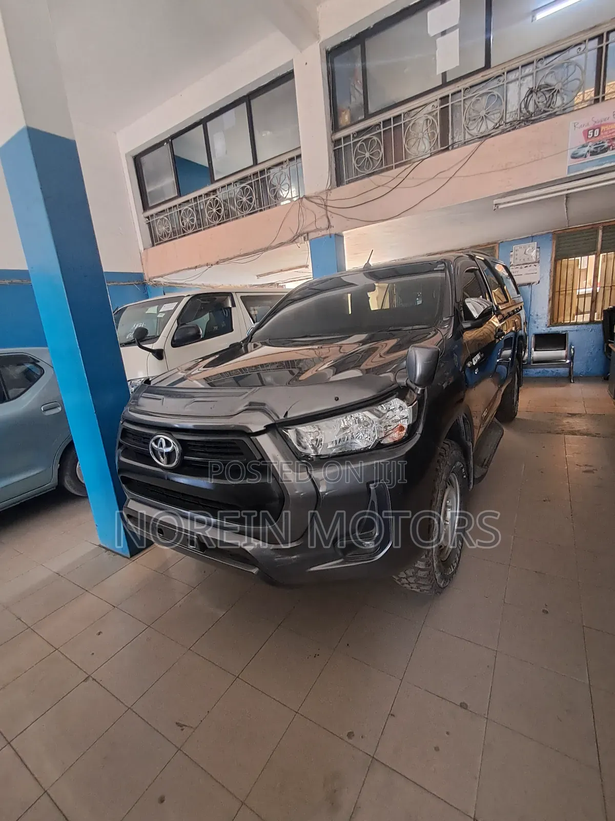 Toyota Hilux 2017 Gray