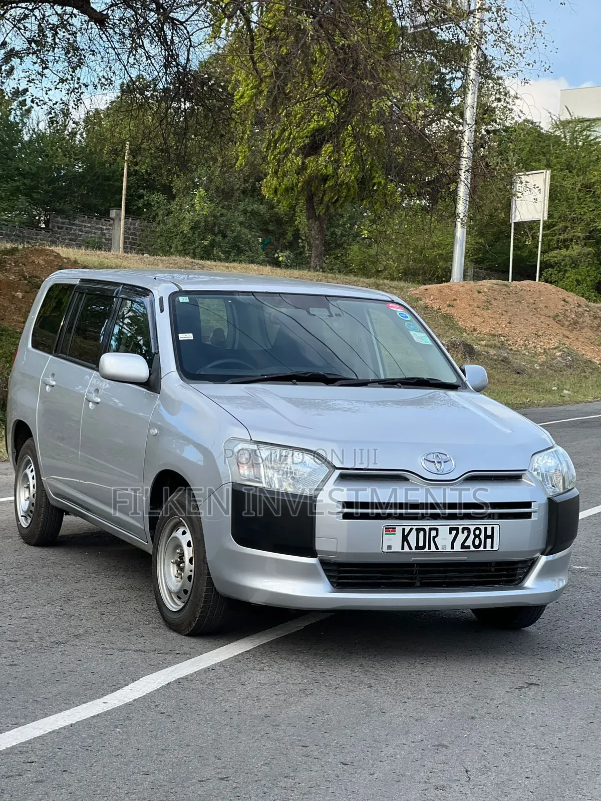 Toyota Succeed 2017 Silver