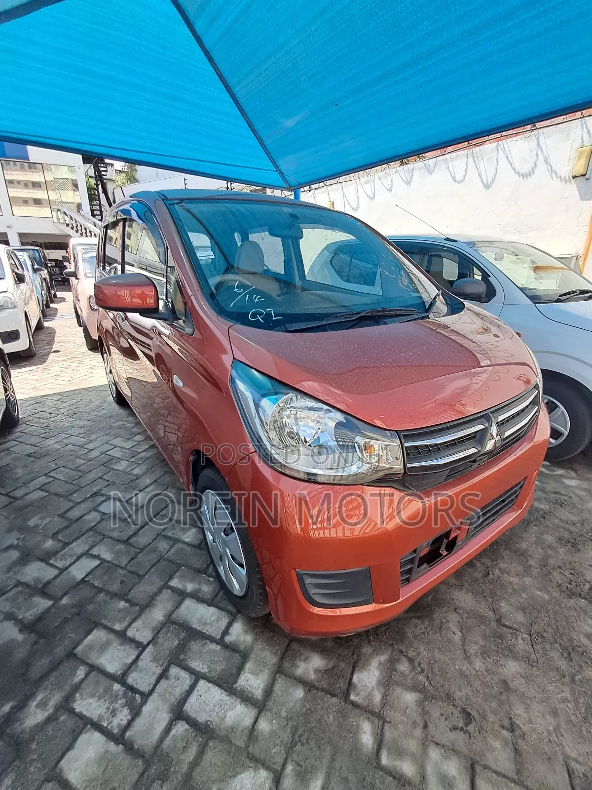 Mitsubishi EK Wagon 2017 Orange