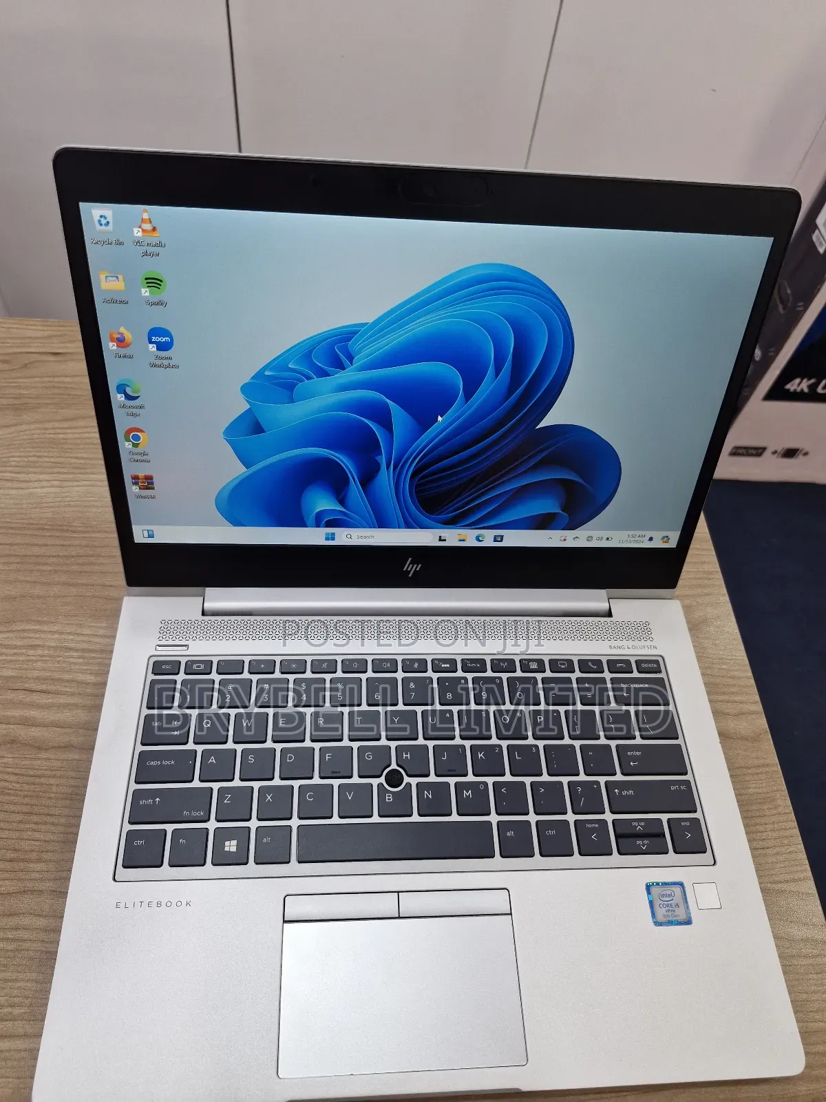 Laptop Apple MacBook Pro 2016 8GB Intel Core I5 SSD 256GB