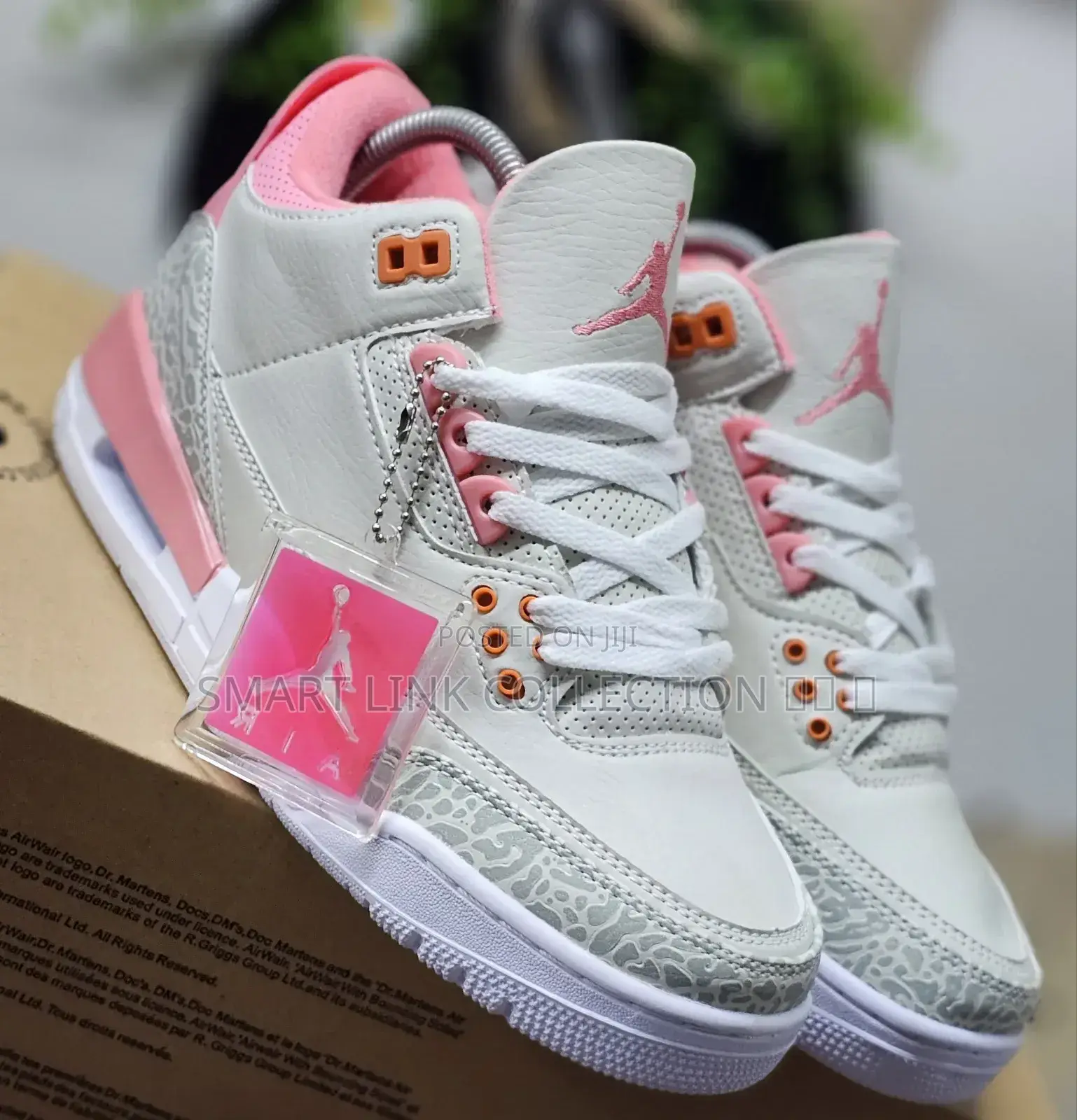 New Arrivals
Jordan 3 Valentine