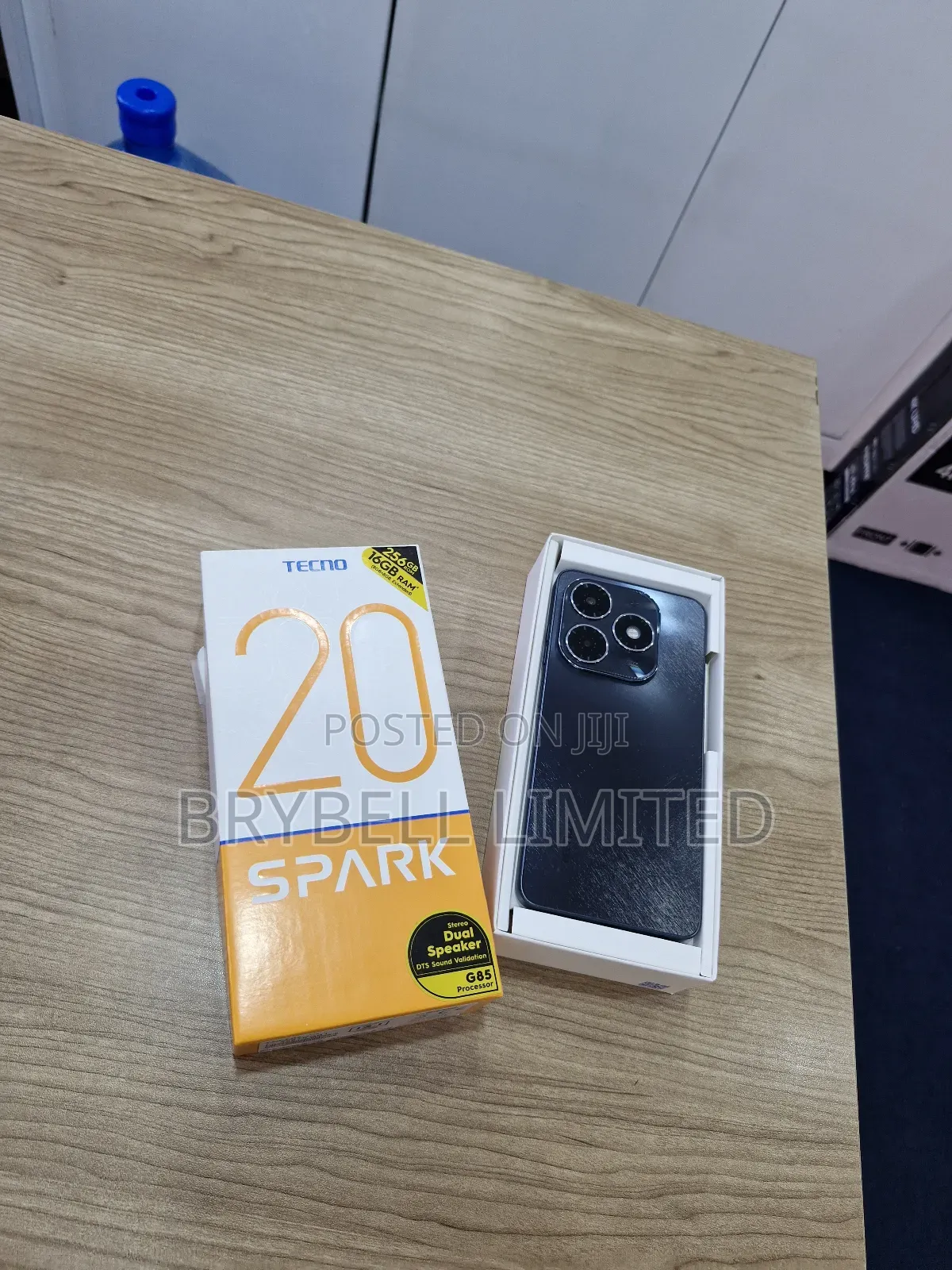 Tecno Spark 20 256 GB Black