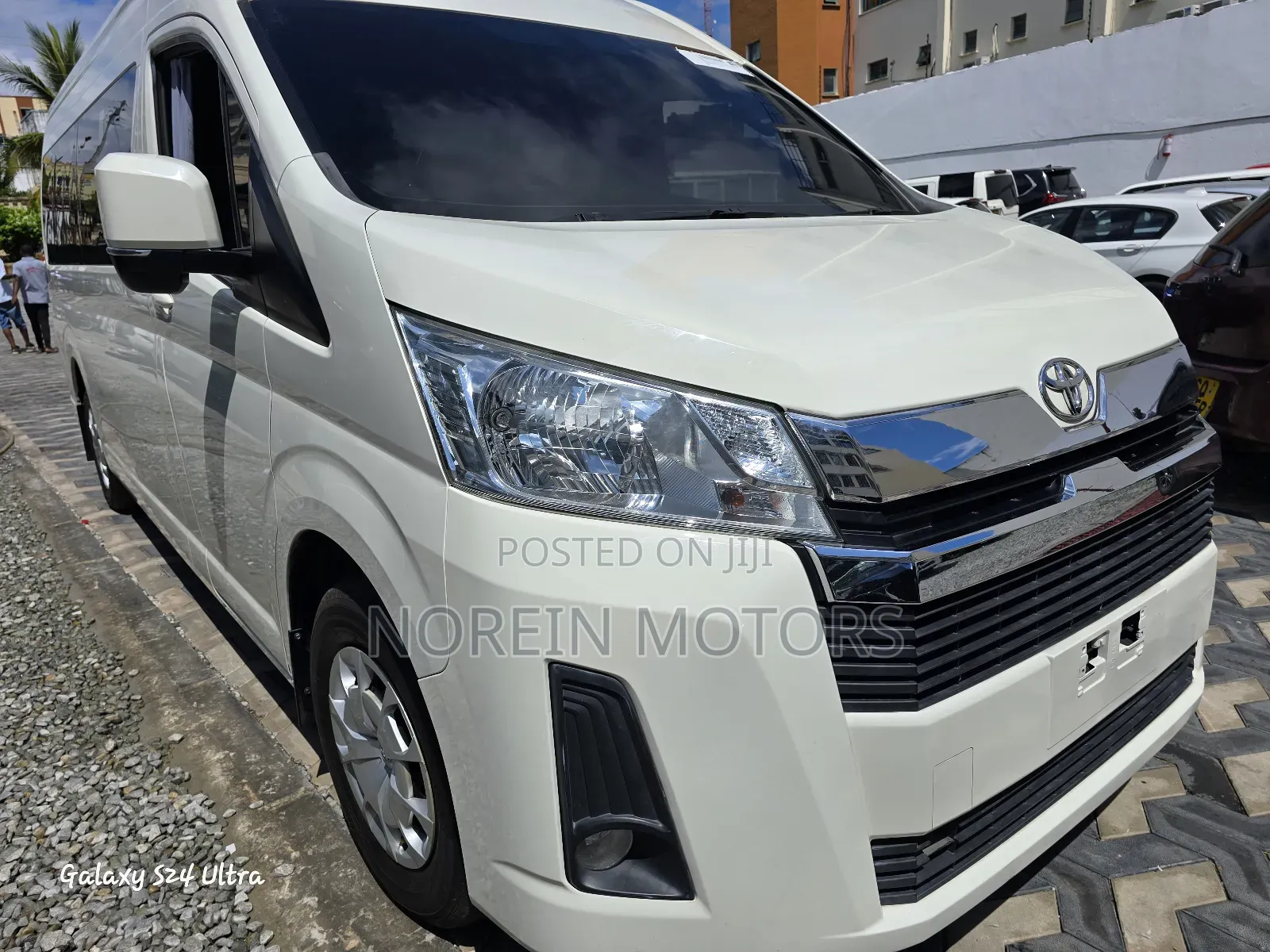 Toyota HiAce 2023 White