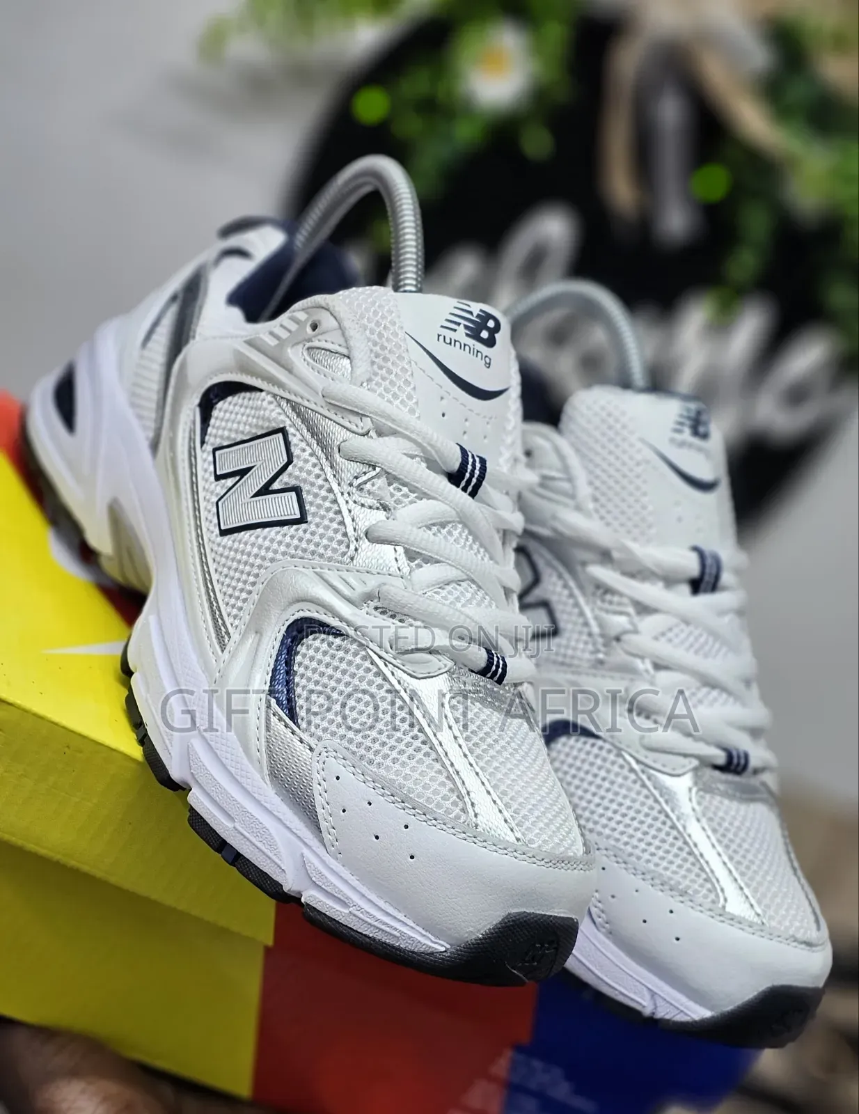 New Balance 530 Unisex Sneakers