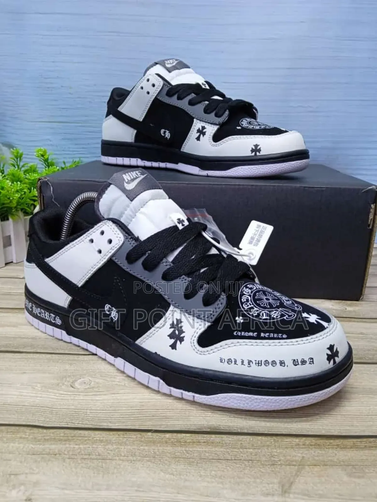 Nike SB Chrome Hearts Sneakers
