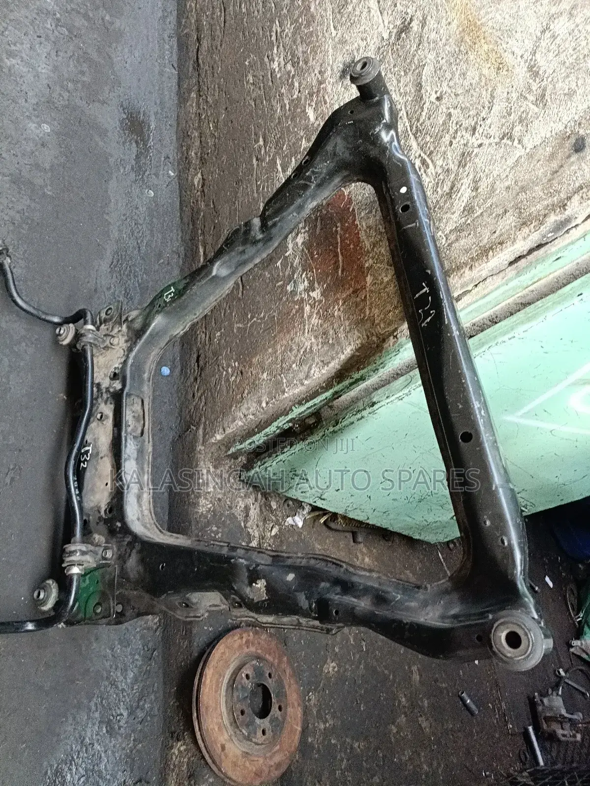 Nissan X-Trail Nt32 Cross Member