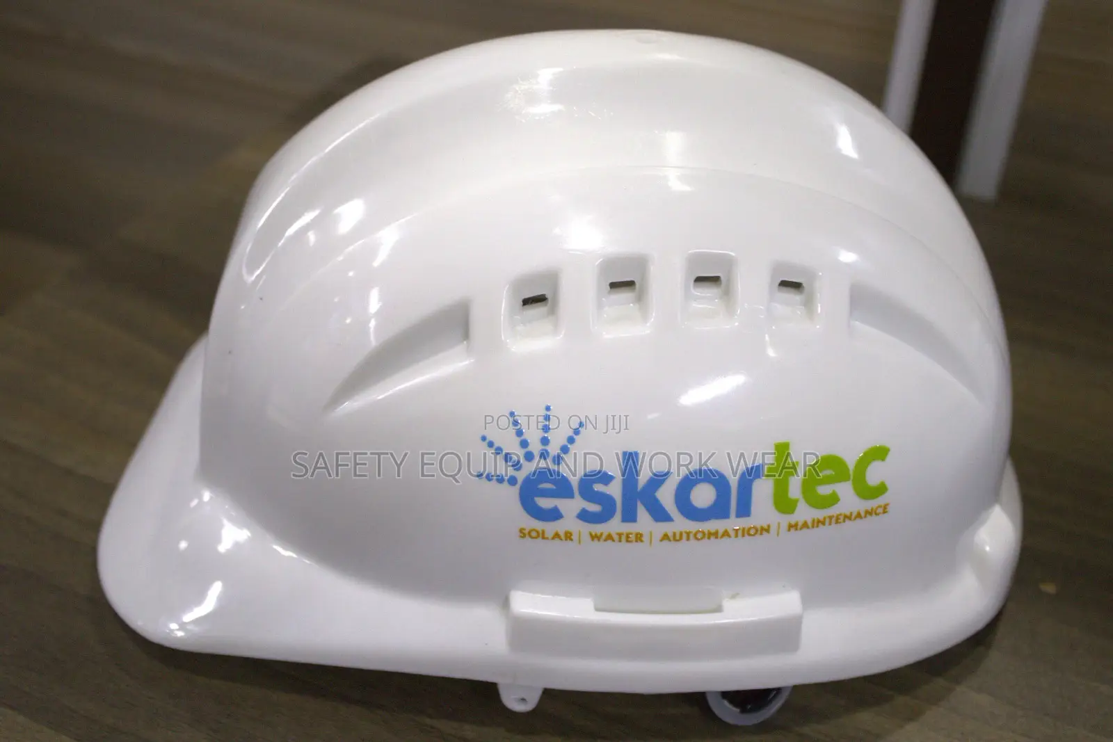 White Heavy Duty Helmet Branded For Sale