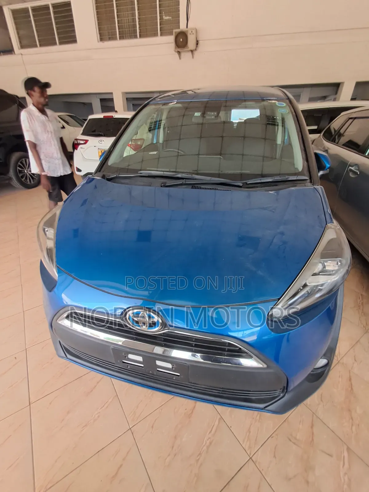 Toyota Sienta 1.5 AWD (6-seater) 2017 Blue