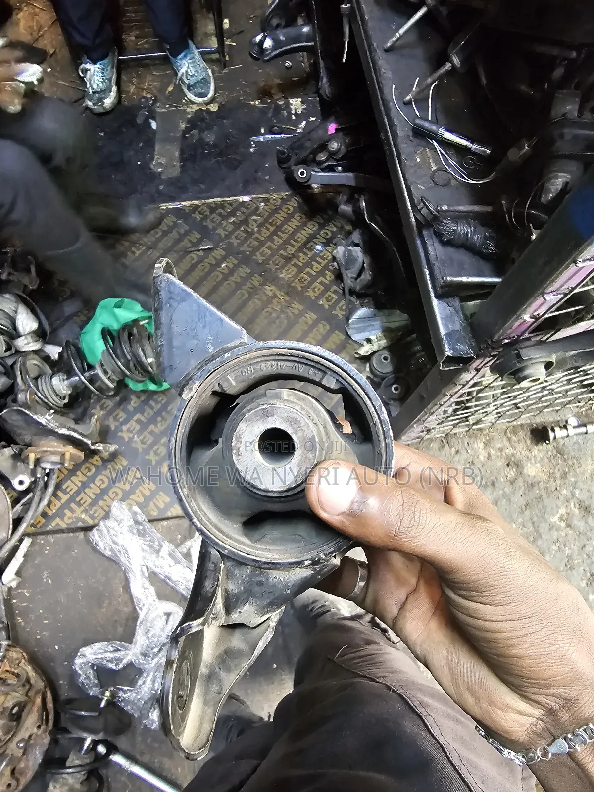 Gear Box Mounting for Honda Stepwagon