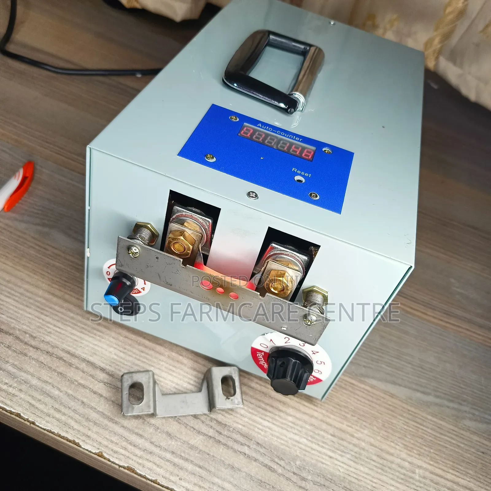 Chicken Beak Trimmer