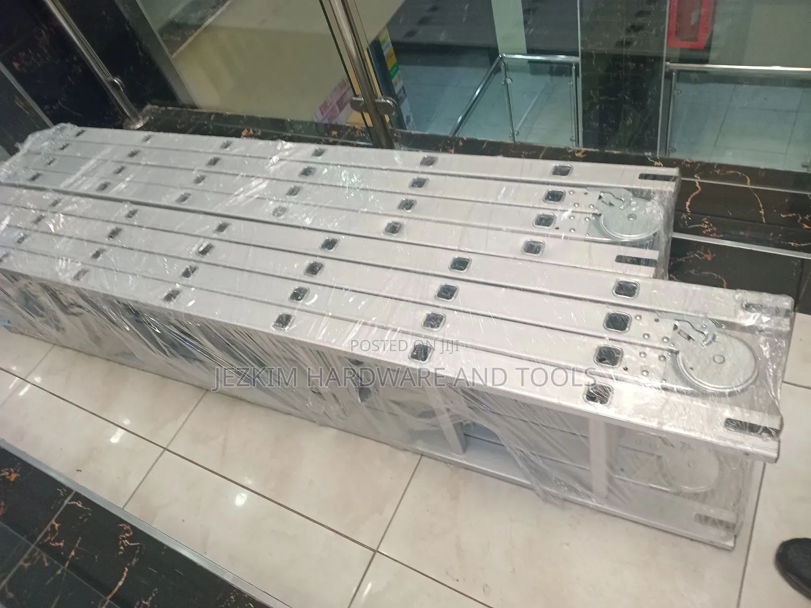Multipurpose Foldable Aluminium Ladder 21feet