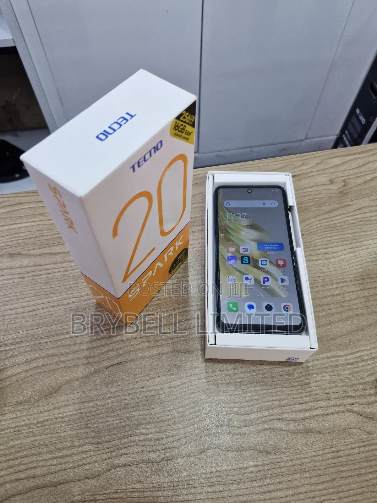 Tecno Spark 20 256 GB Black