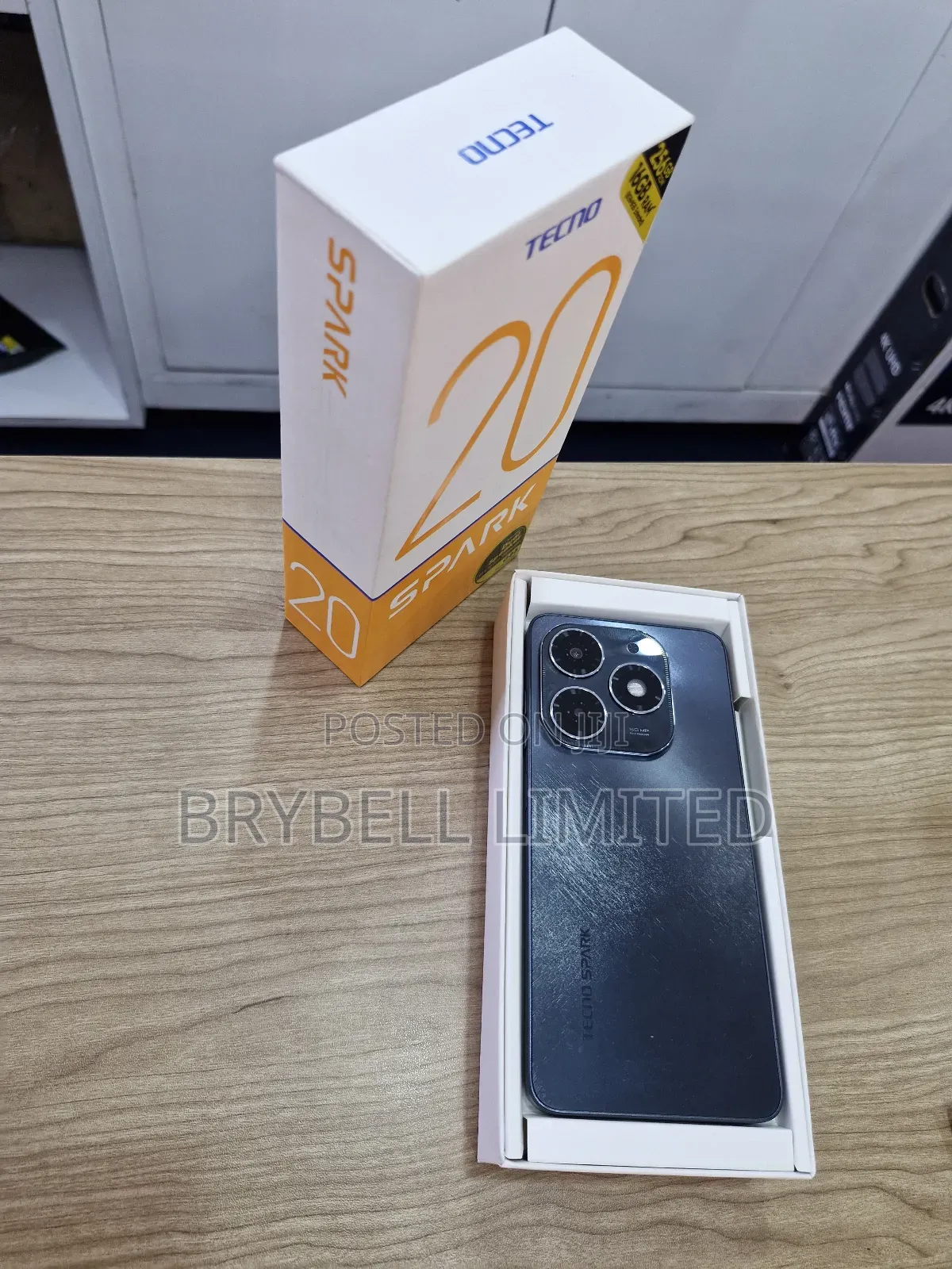 Tecno Spark 20 256 GB Black
