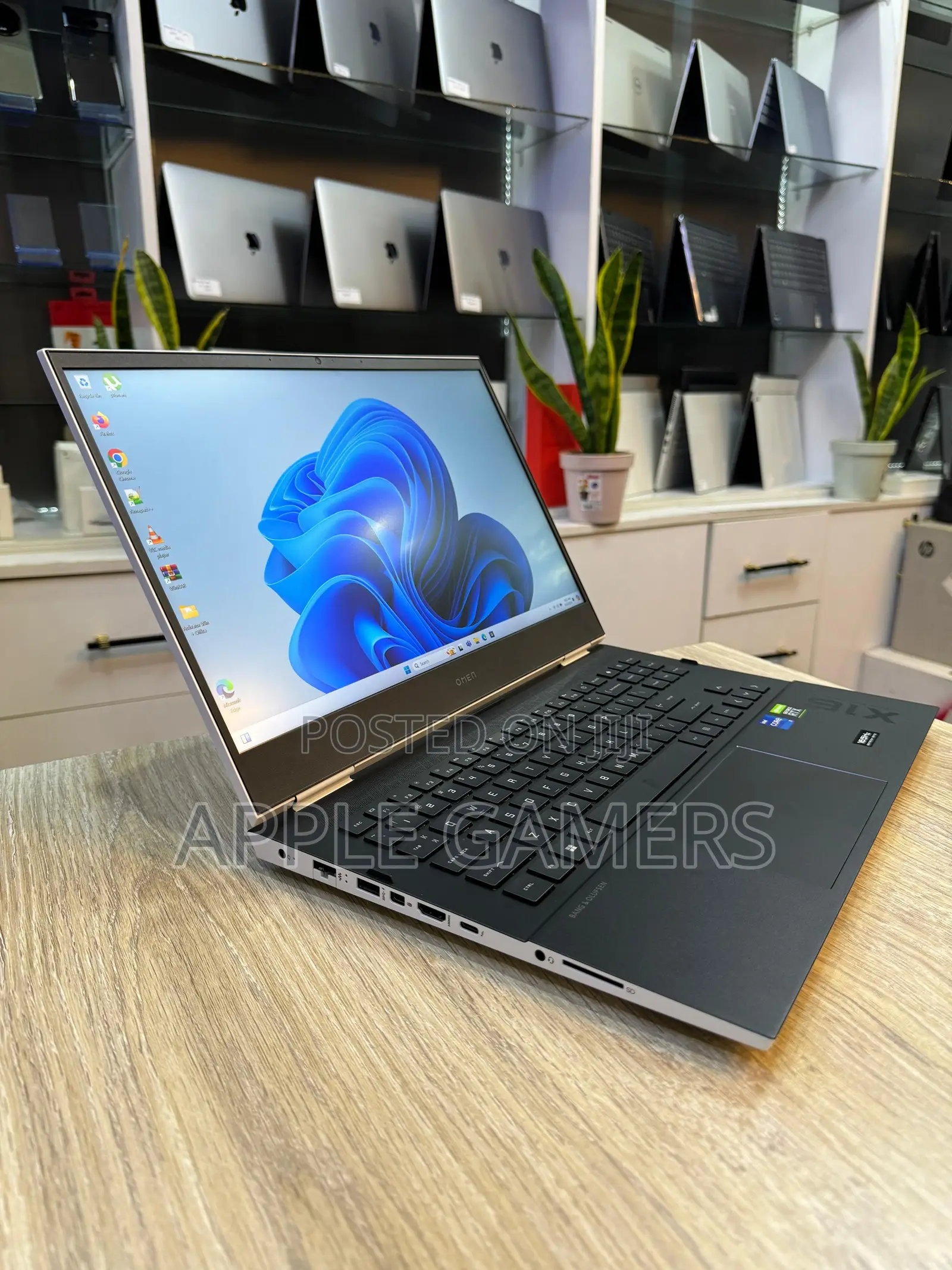 Laptop HP Omen 16 16GB Intel Core I7 SSD 1T