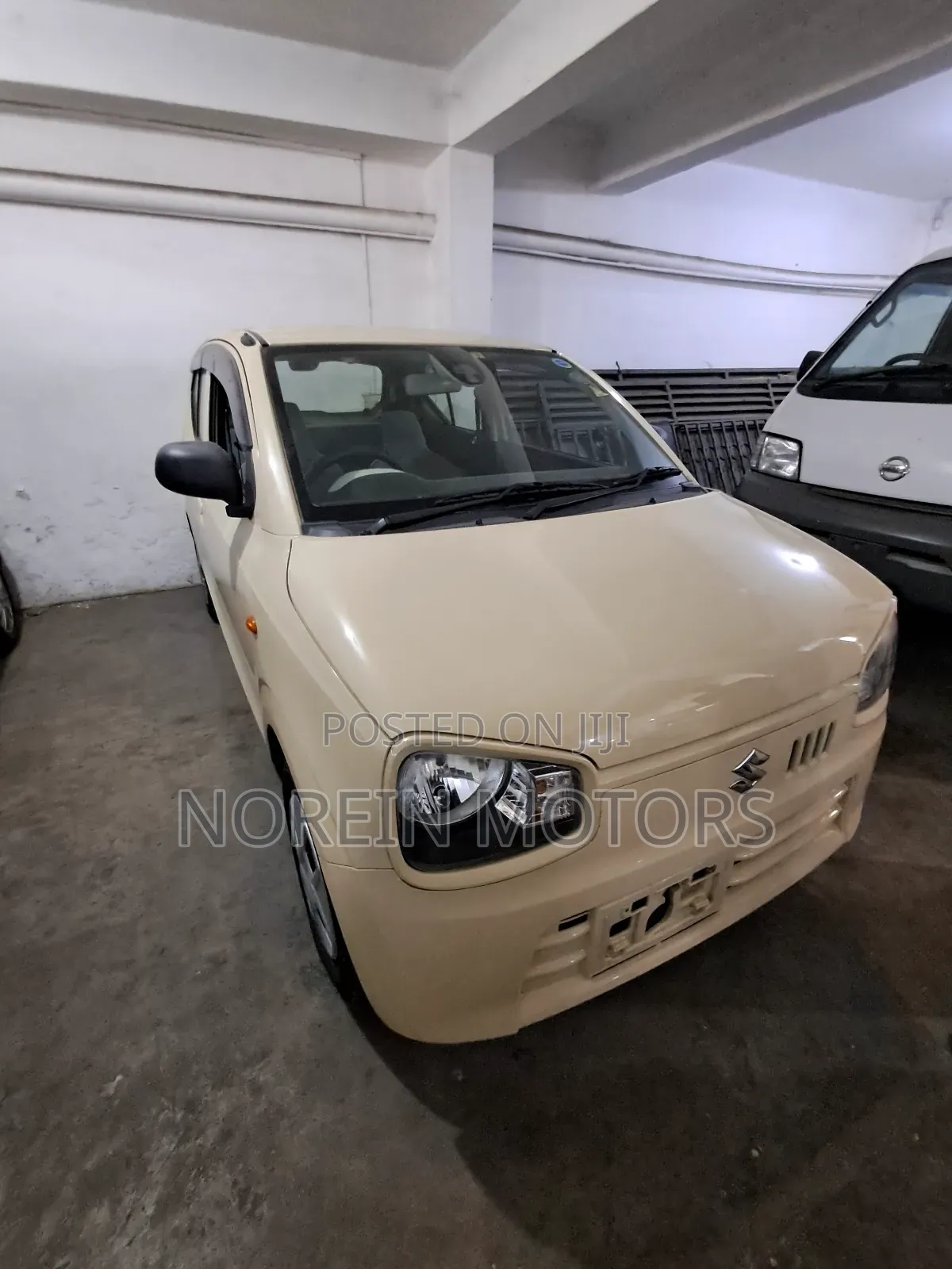Suzuki Alto 2017 Beige