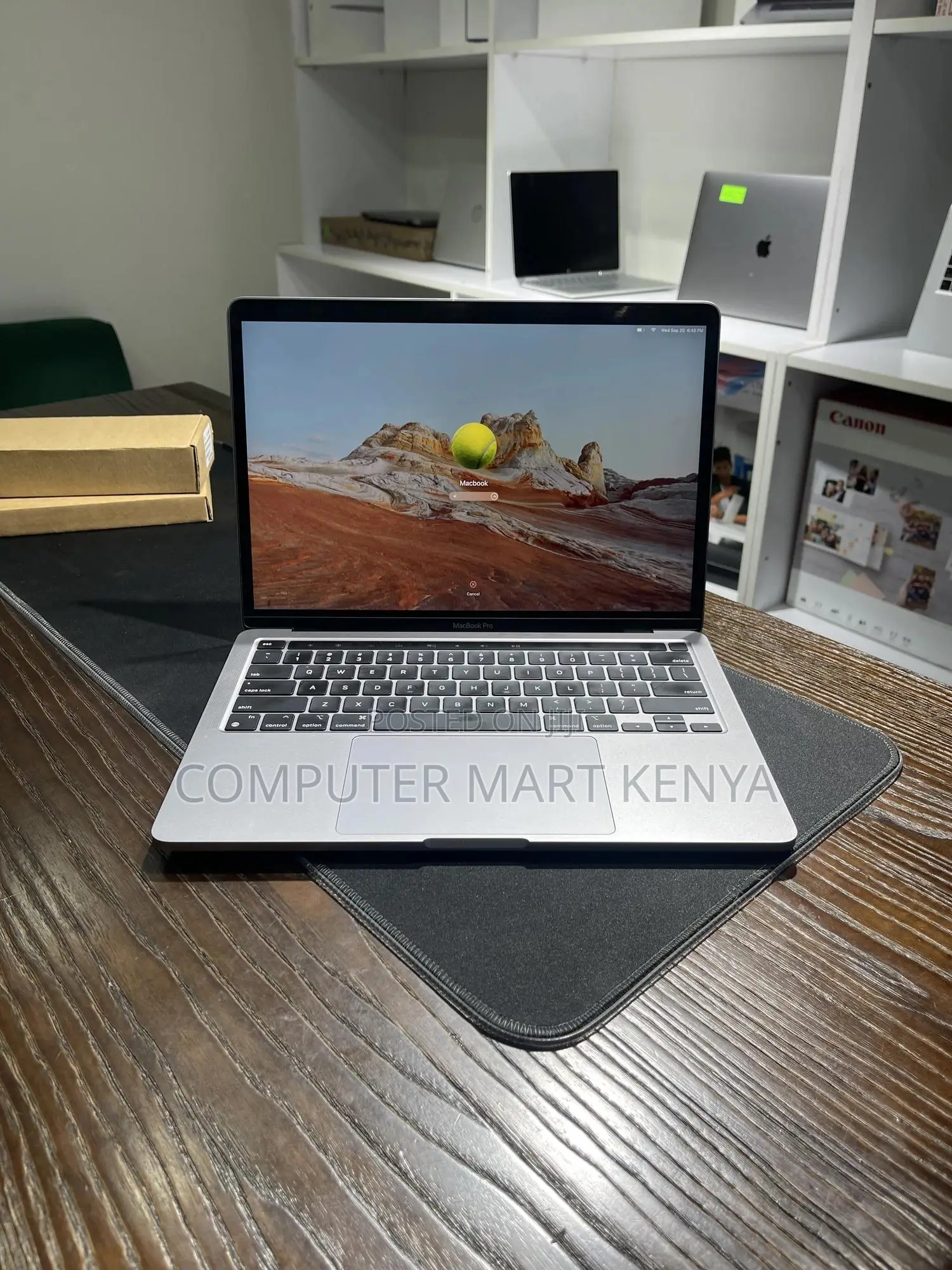 Laptop Apple MacBook Pro 2020 M1 8GB Apple M1 SSD 256GB