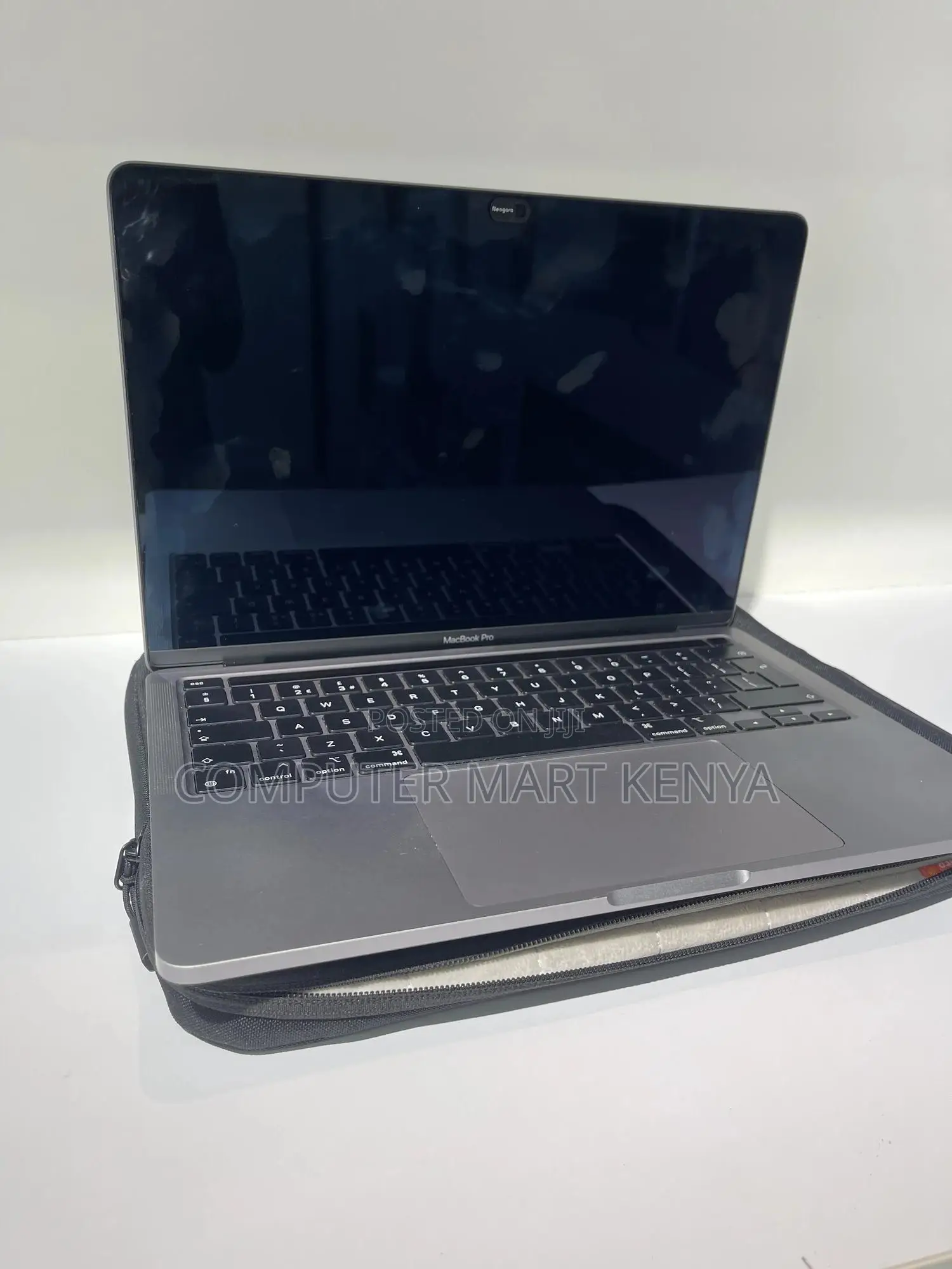 Laptop Apple MacBook Pro 8GB Apple M1 Pro SSD 512GB