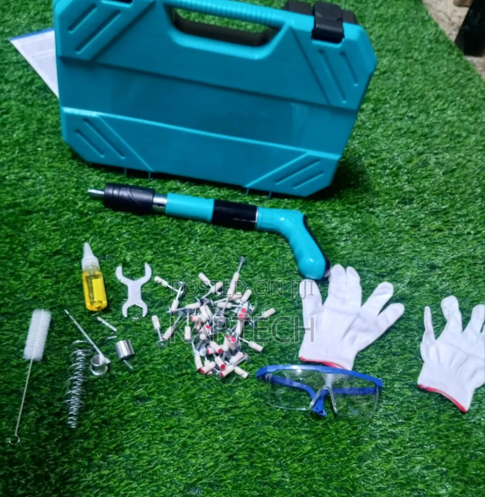 Manual Steel Nail Gun Tool With 50pcs Nails