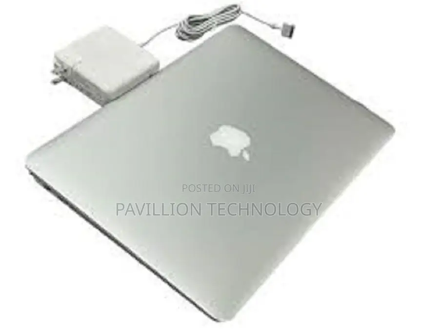 Laptop Apple MacBook Air 4GB Intel Core I5 SSD 128GB