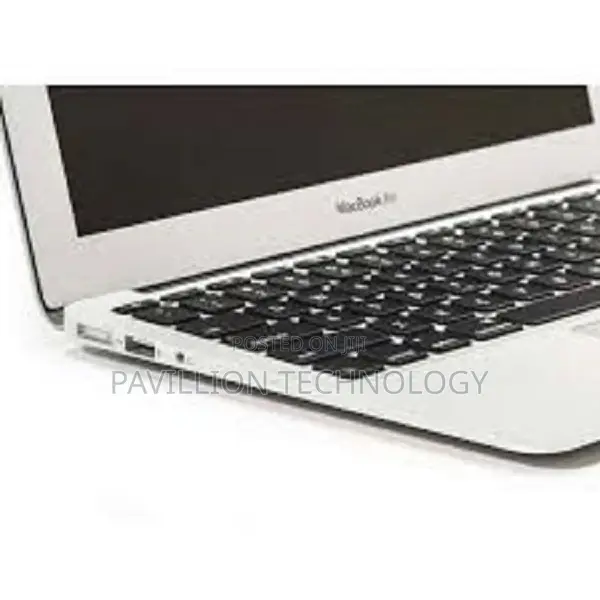 Laptop Apple MacBook Air 4GB Intel Core I5 SSD 128GB