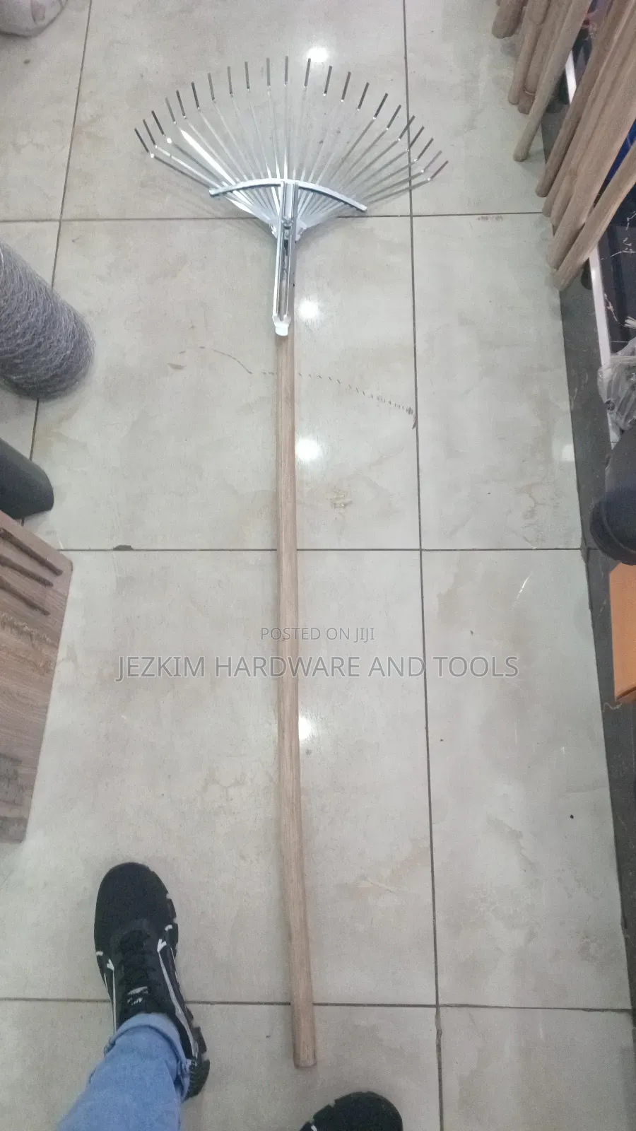 Metallic Leaf Rake