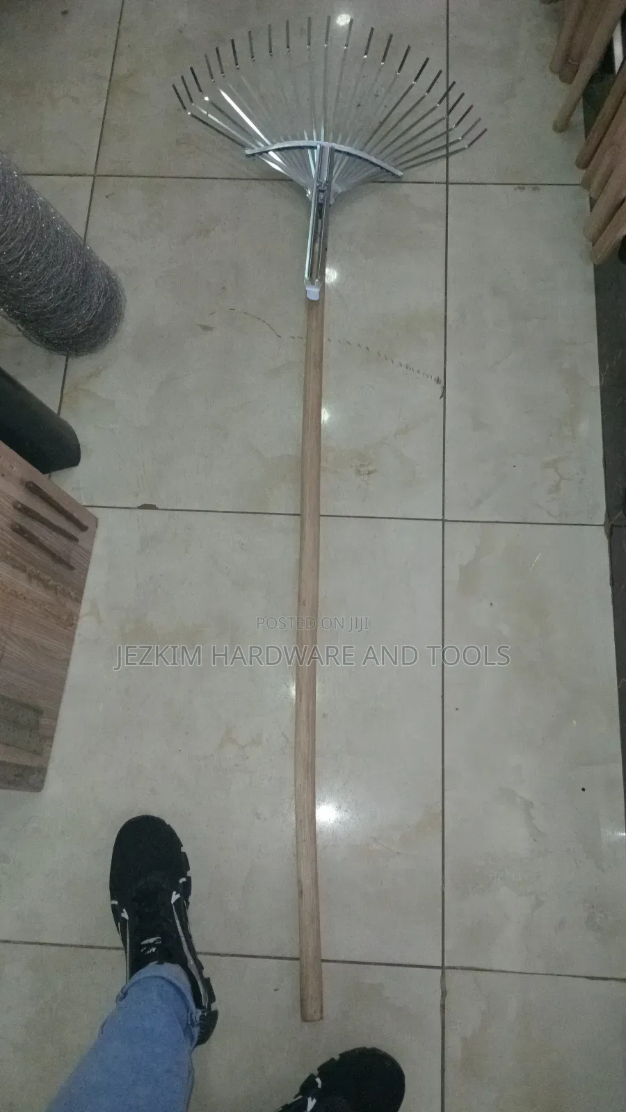 Metallic Leaf Rake