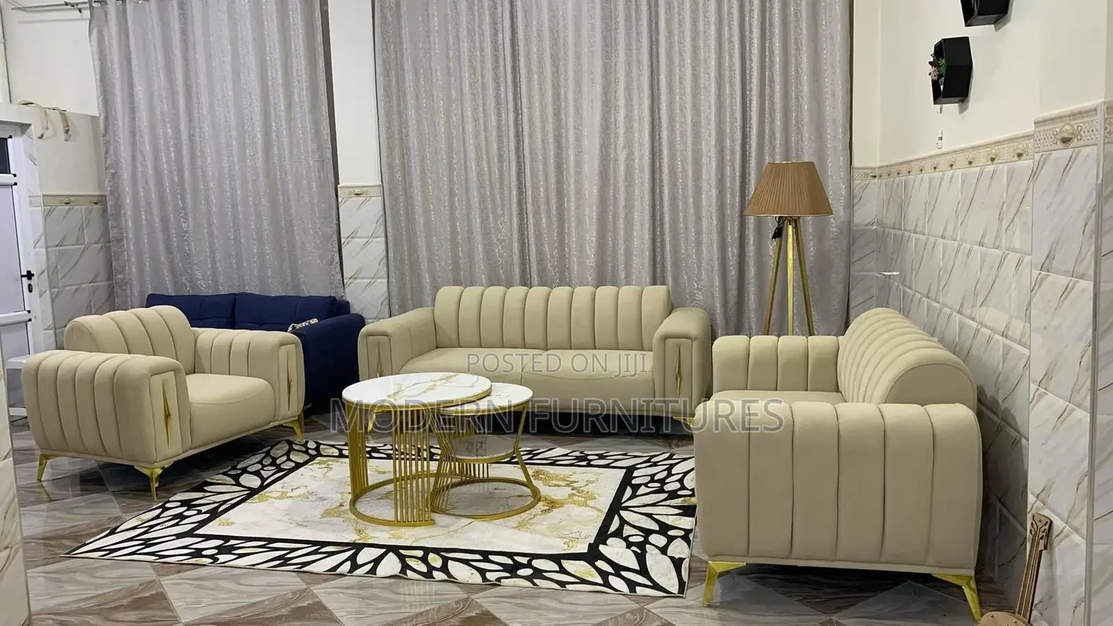 Gorgeous 6 Seater Living Room Sofa