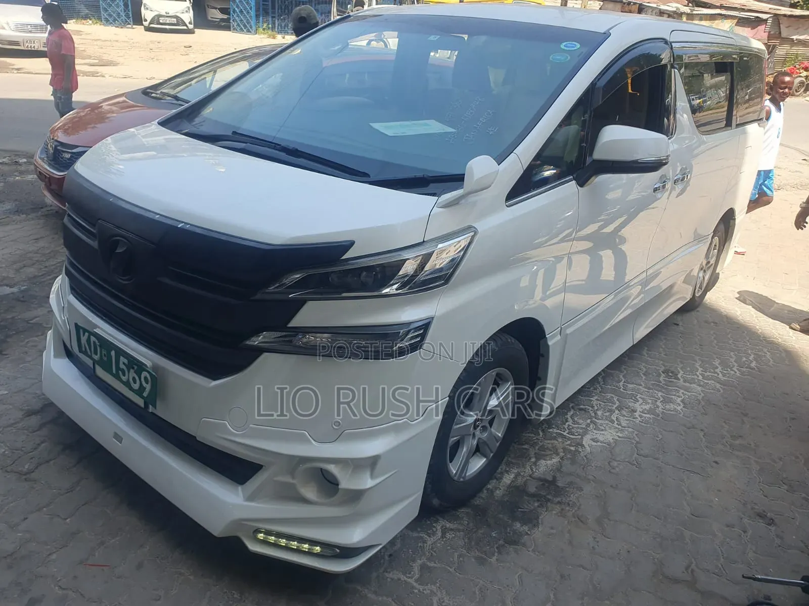 Toyota Vellfire 2020 White