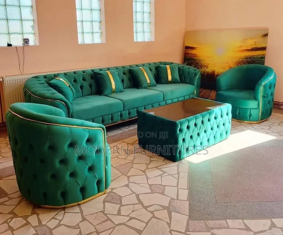 Top Finished,Elegant,Modern 5 Seater Chesterfield Sofa