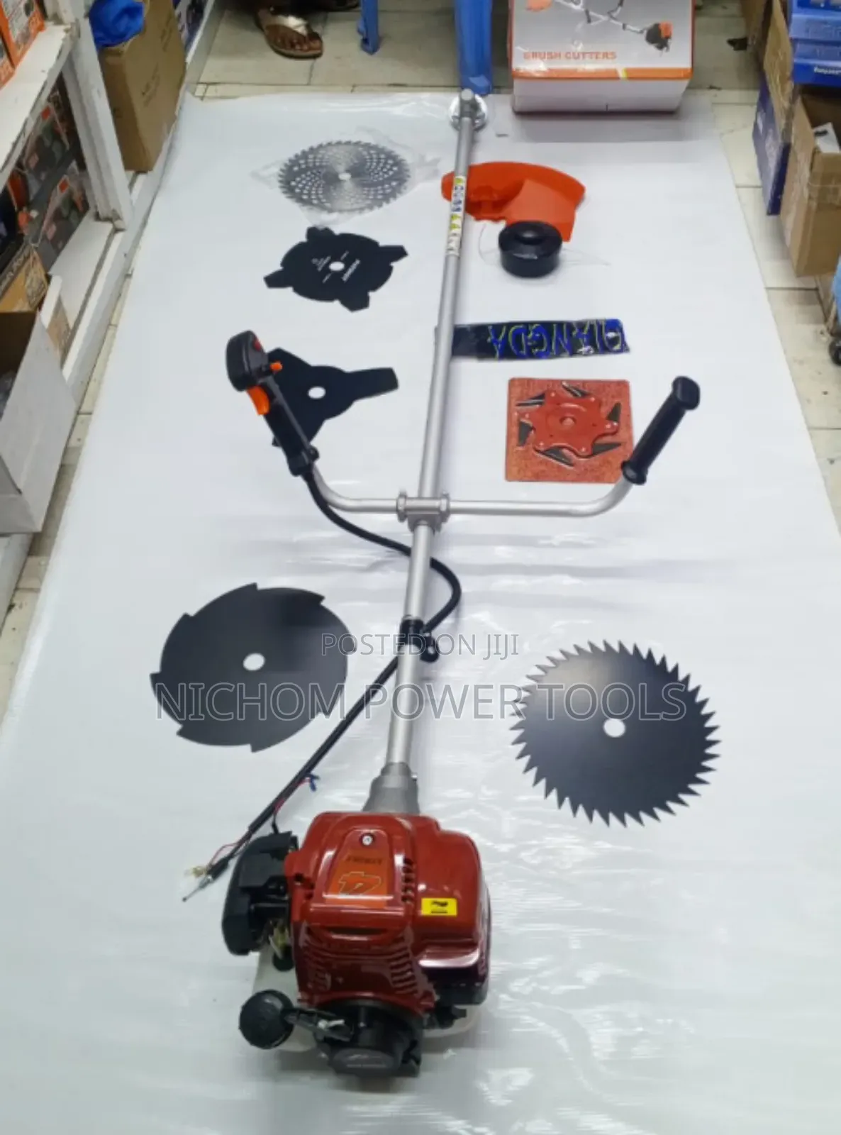 Professional 8 Blade 4stroke Brush Cutter/Brushcutter
