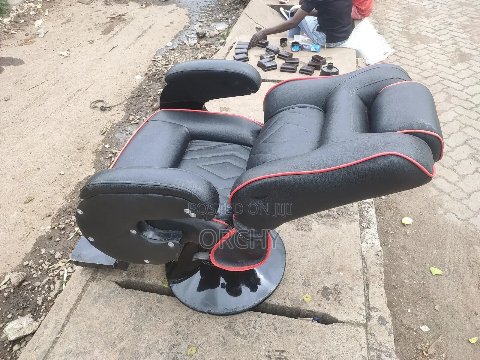 Barber Seats/ Kinyozi Seats