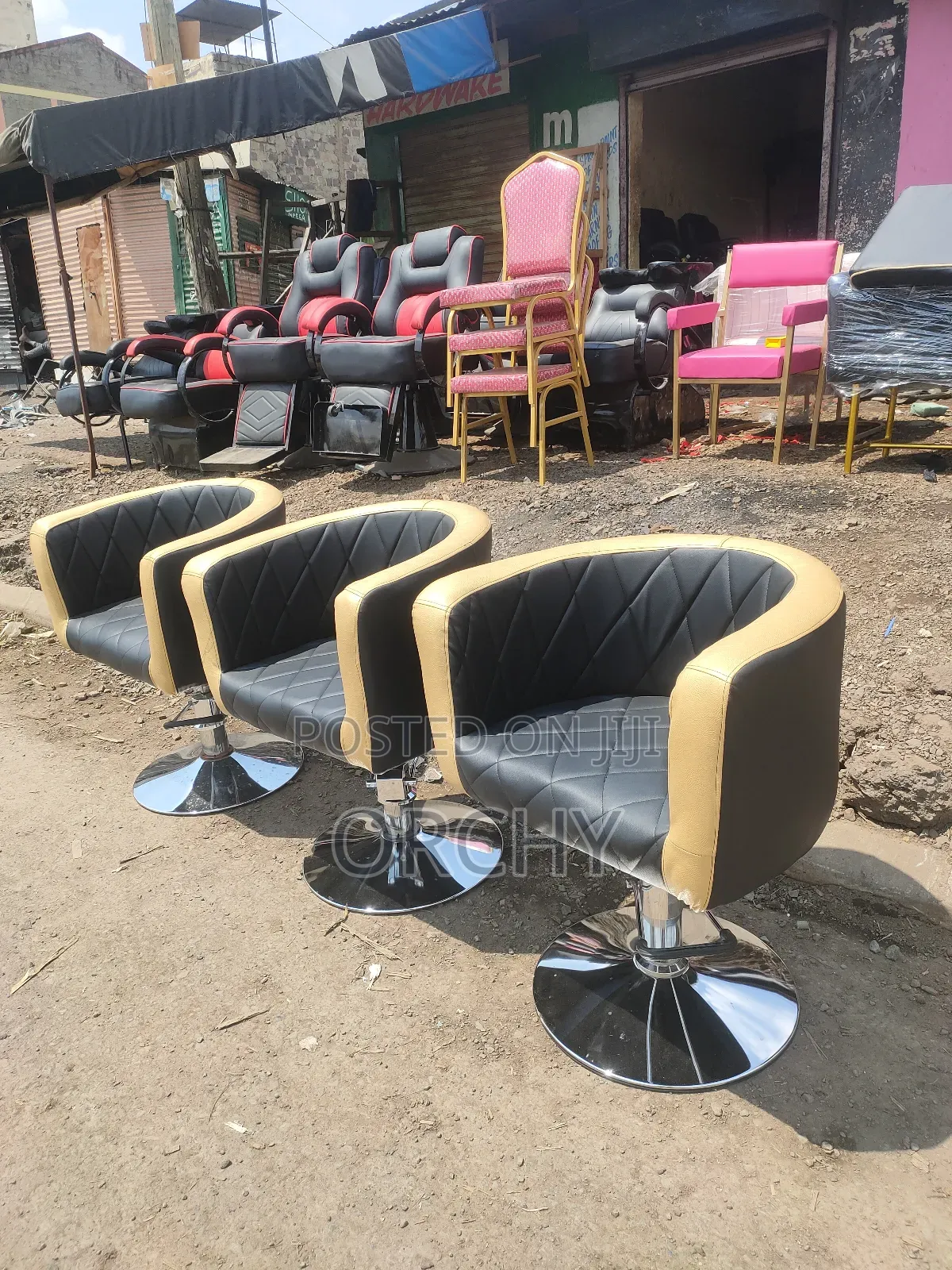 Salon Seats, / Styling Seats