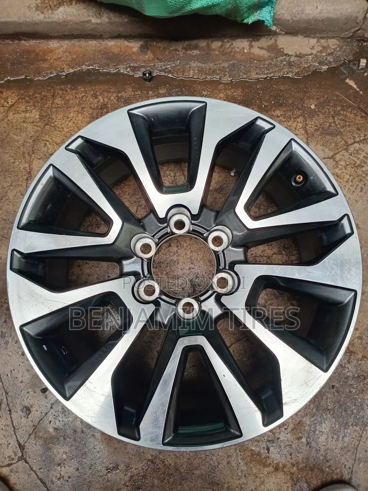 Original 19 Inch Rim for Landcruiser Prado New Model.