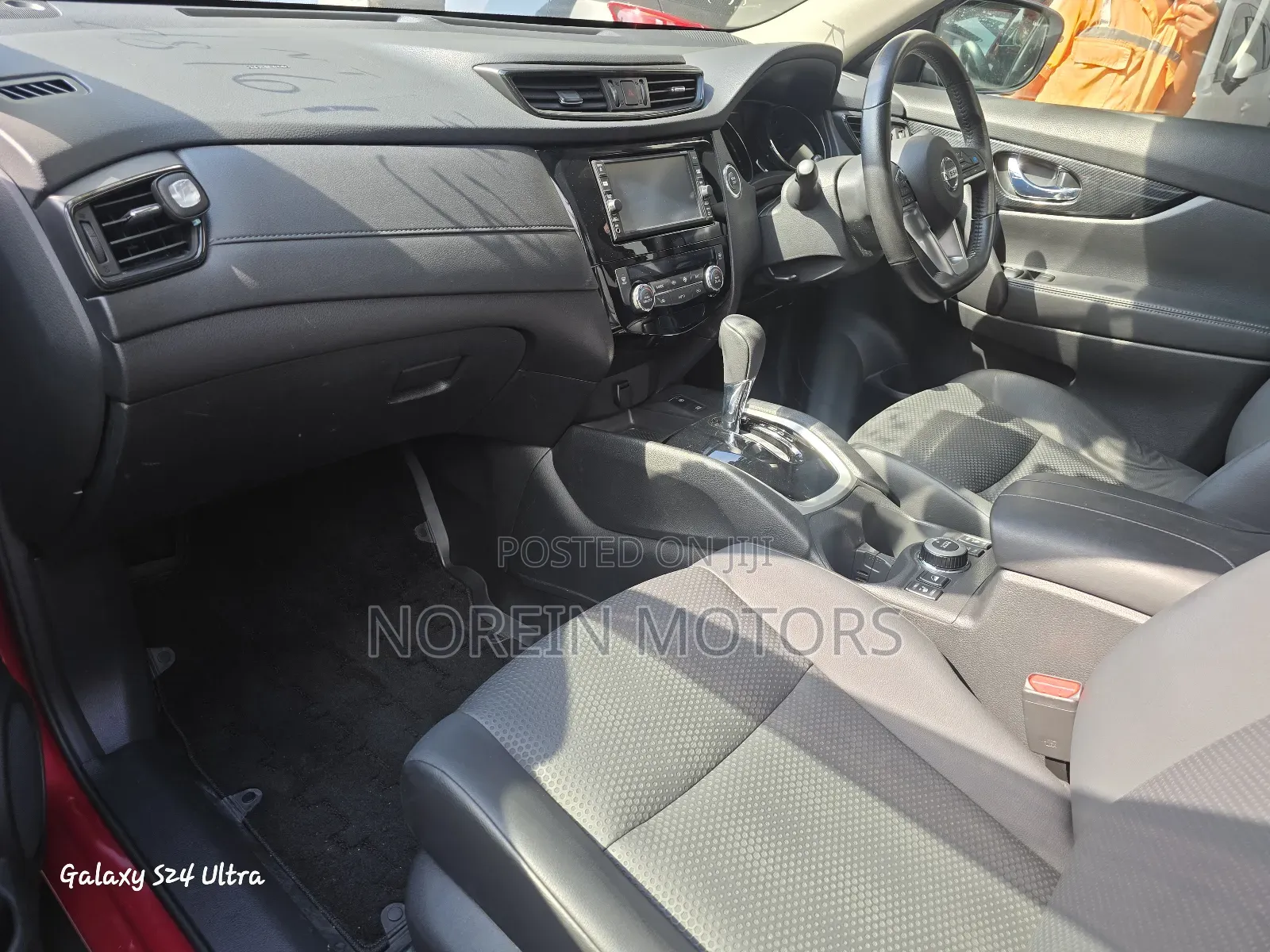 Nissan X-Trail 2018 Red