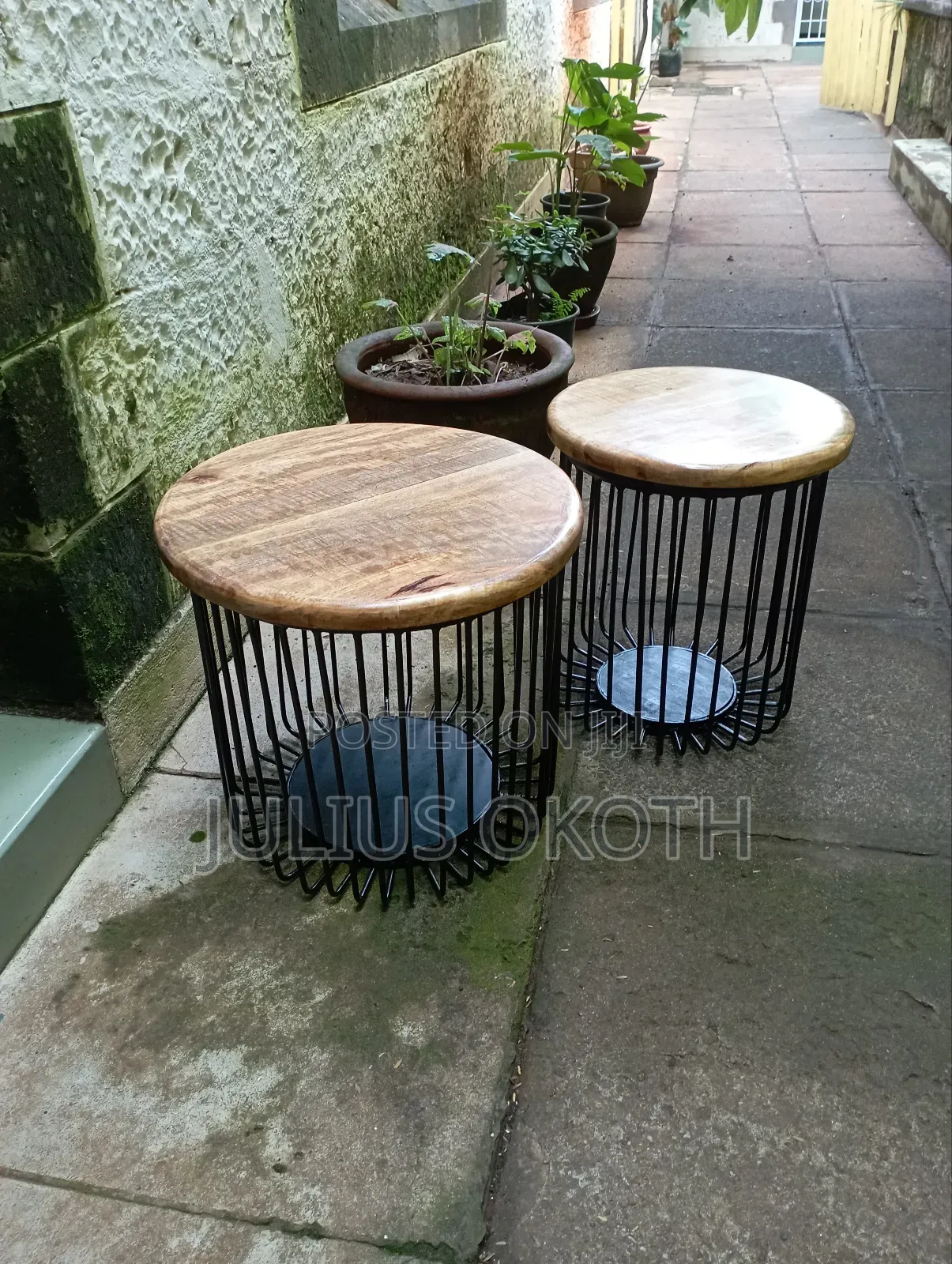 2 Coffee Stools (Mango)