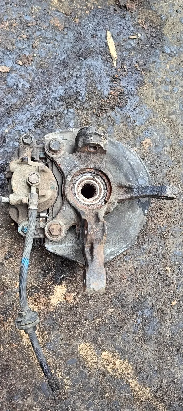 Wheel Hubs Mitsubishi Mirage.