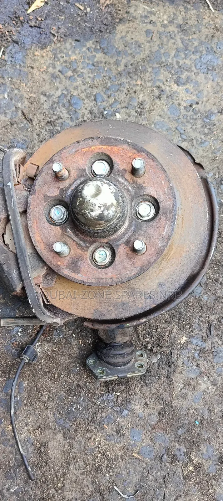 Complete Wheel Hubs Townace 3C And Available.