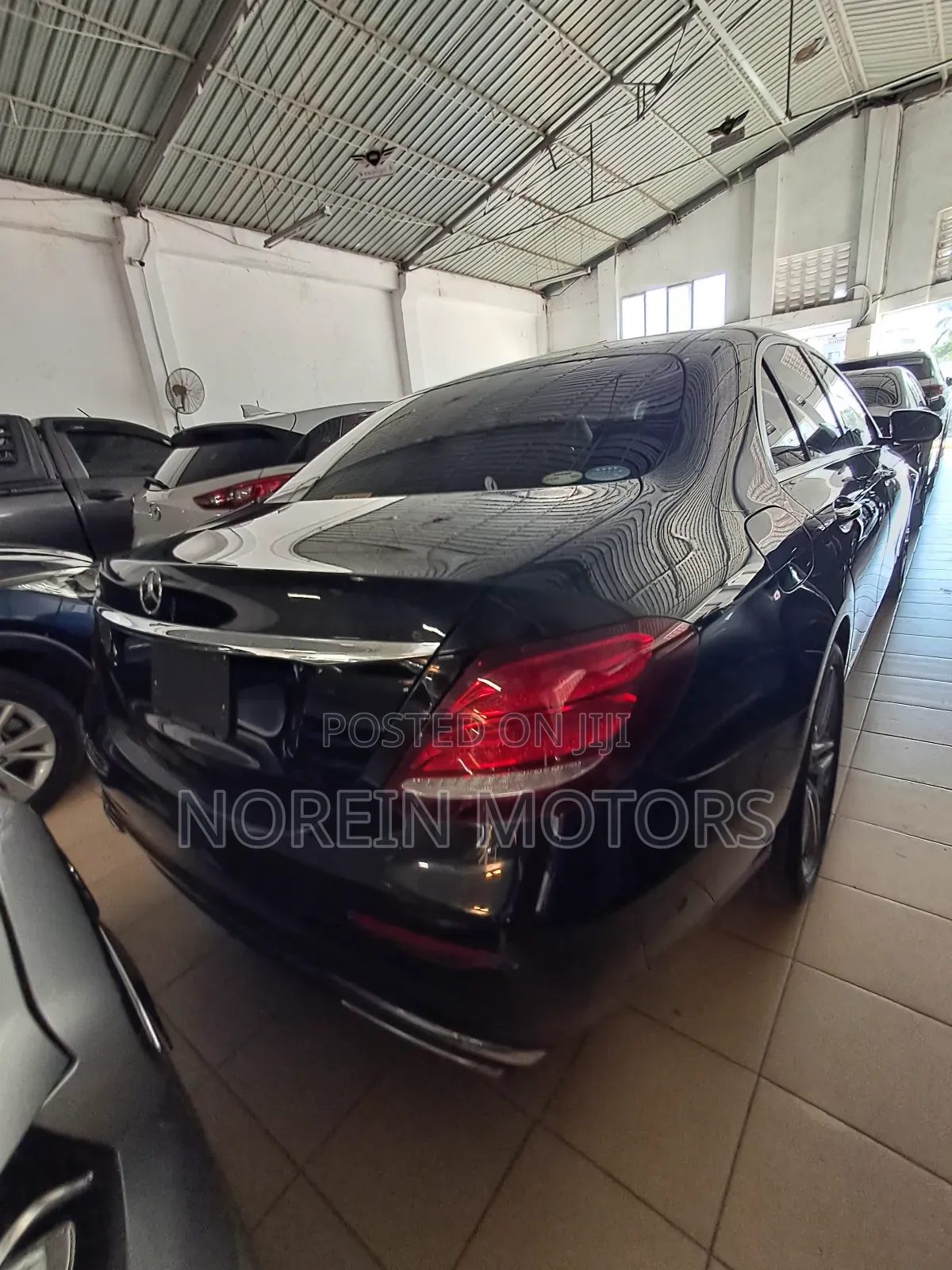 Mercedes-Benz E200 2016 Matt Black