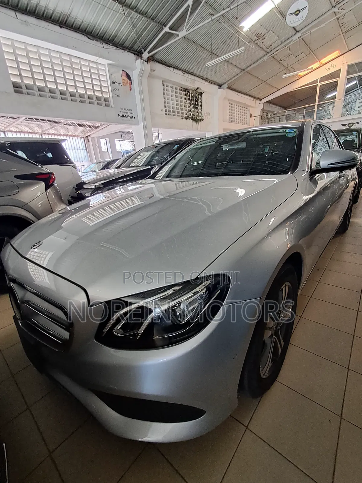 Mercedes-Benz E200 2017 Silver